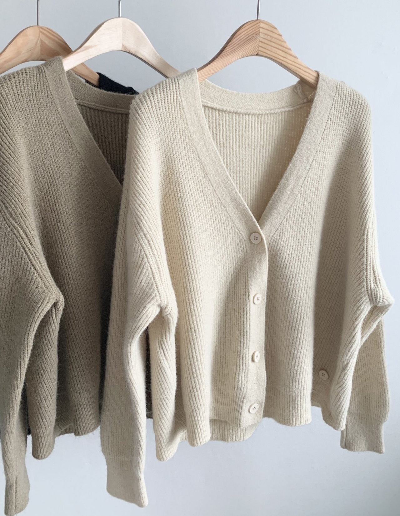 Basic Kint Cardigan