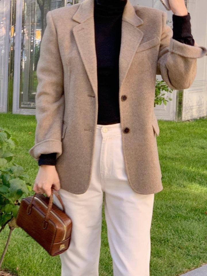 Basic hand made coat