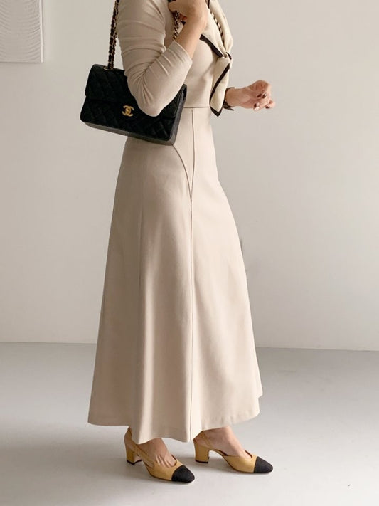 Line long skirt